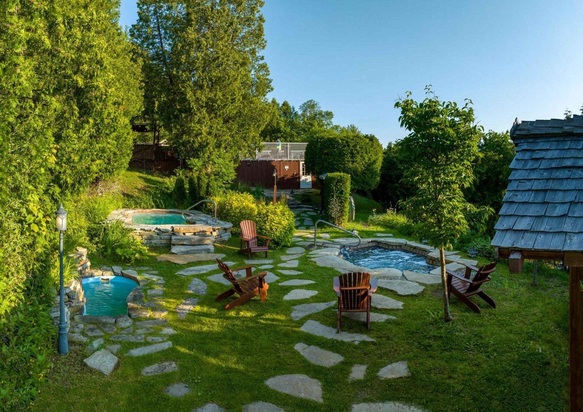 Auberge Des Falaises La Malbaie Kültér fotó