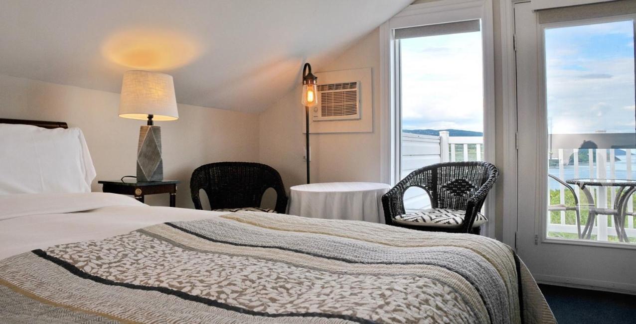 Auberge Des Falaises La Malbaie Kültér fotó